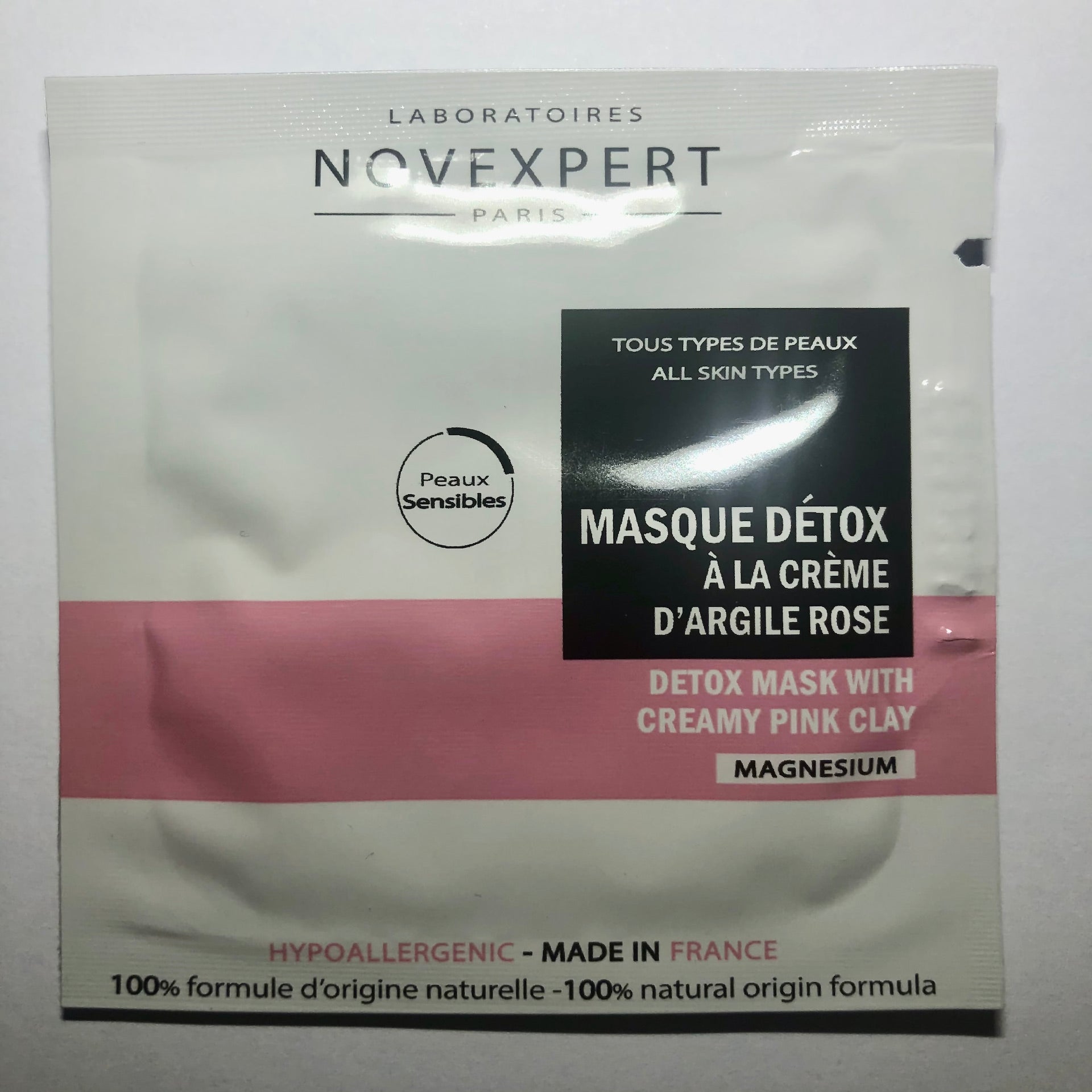 Magnesium - Maschera Detox alla Crema di Argilla Rosa Novexpert (sample)